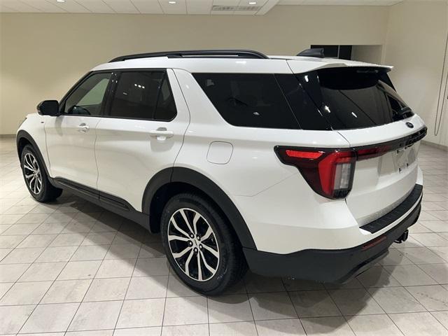 new 2025 Ford Explorer car, priced at $44,517