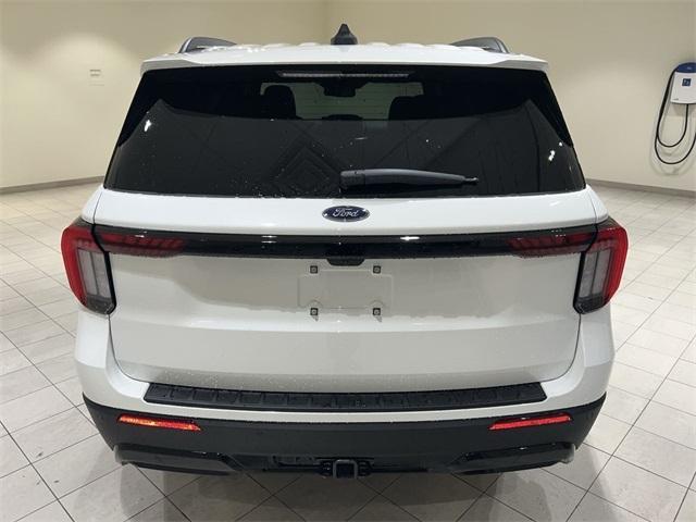 new 2025 Ford Explorer car, priced at $44,517