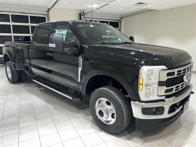 new 2025 Ford F-350 car, priced at $74,720