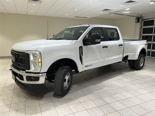 new 2025 Ford F-350 car, priced at $68,940