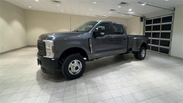 new 2024 Ford F-350 car, priced at $69,297