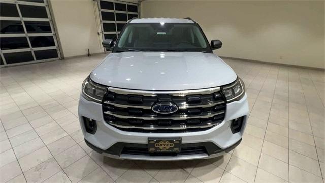 new 2025 Ford Explorer car, priced at $41,081