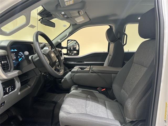 new 2025 Ford F-350 car, priced at $68,075