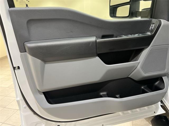 new 2025 Ford F-250 car, priced at $62,344