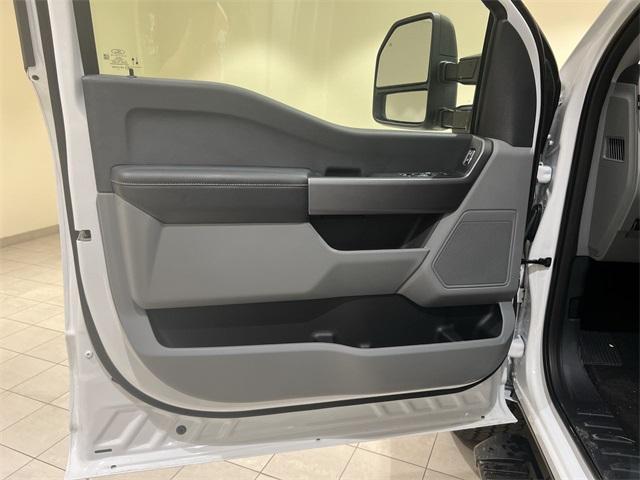 new 2025 Ford F-350 car, priced at $66,425