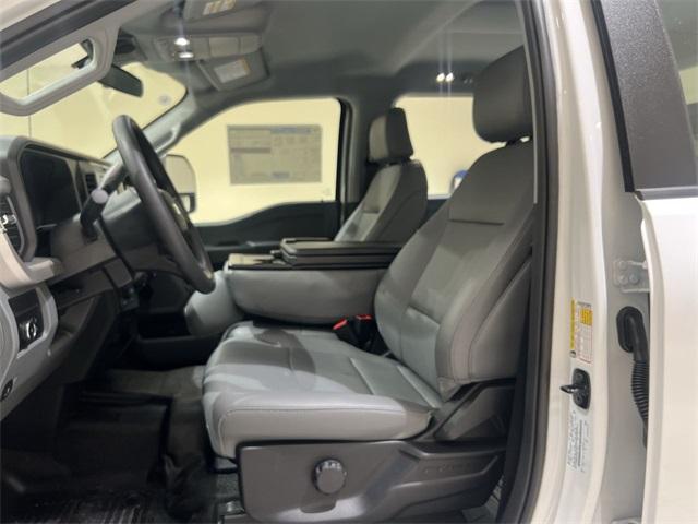 new 2025 Ford F-250 car, priced at $61,346