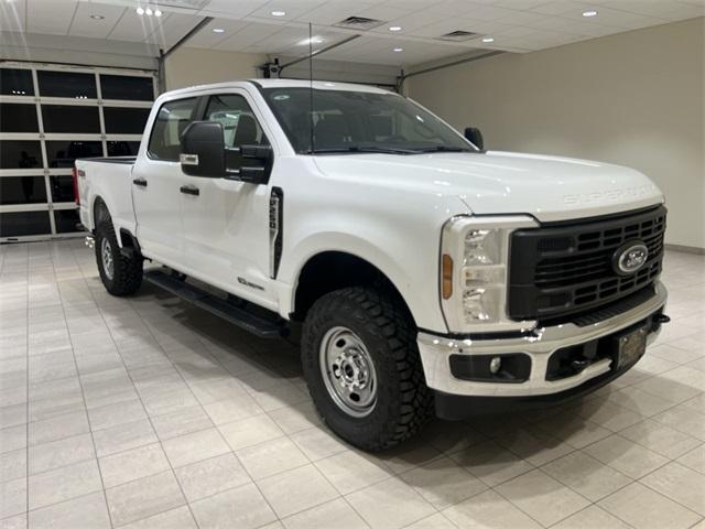 new 2025 Ford F-250 car, priced at $61,346