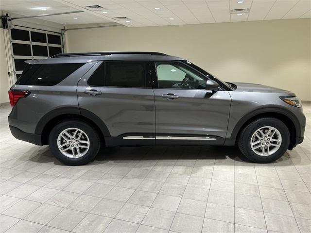 new 2025 Ford Explorer car, priced at $37,923