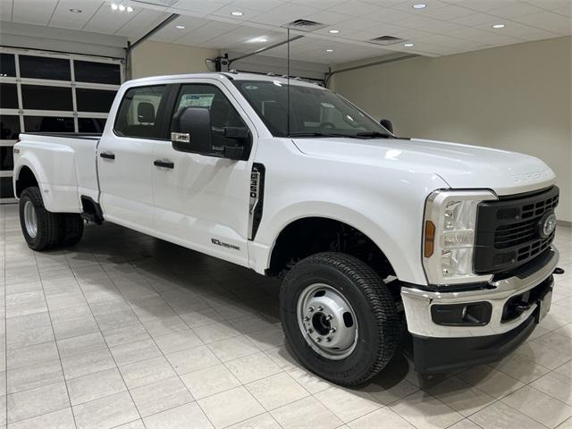 new 2024 Ford F-350 car, priced at $65,046