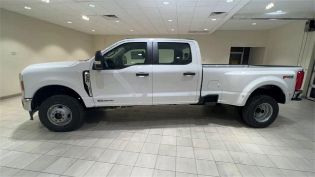 new 2024 Ford F-350 car, priced at $65,046