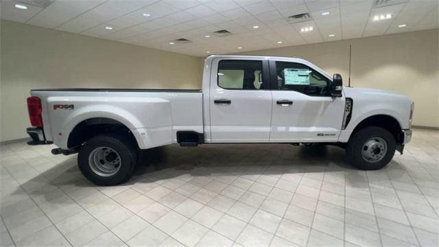 new 2025 Ford F-350 car, priced at $69,255