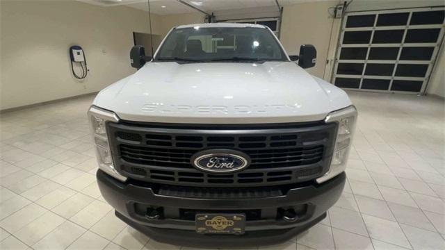 new 2025 Ford F-250 car, priced at $61,300