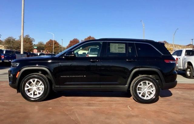 new 2024 Jeep Grand Cherokee car, priced at $49,299