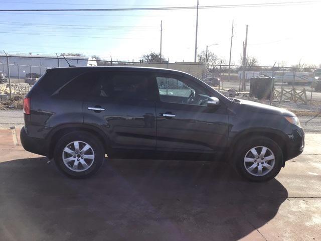 used 2011 Kia Sorento car, priced at $4,000