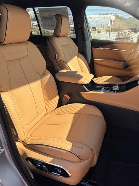 new 2025 Jeep Grand Cherokee car, priced at $64,750