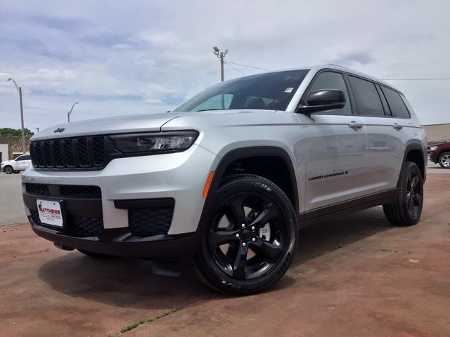 new 2025 Jeep Grand Cherokee L car, priced at $42,500