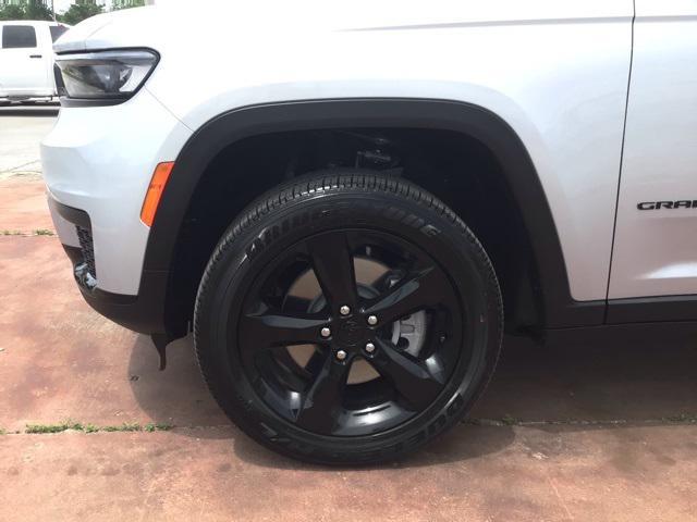 new 2025 Jeep Grand Cherokee L car, priced at $42,500