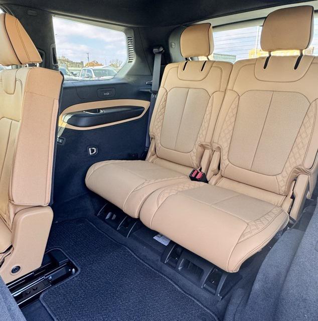 new 2025 Jeep Grand Cherokee L car