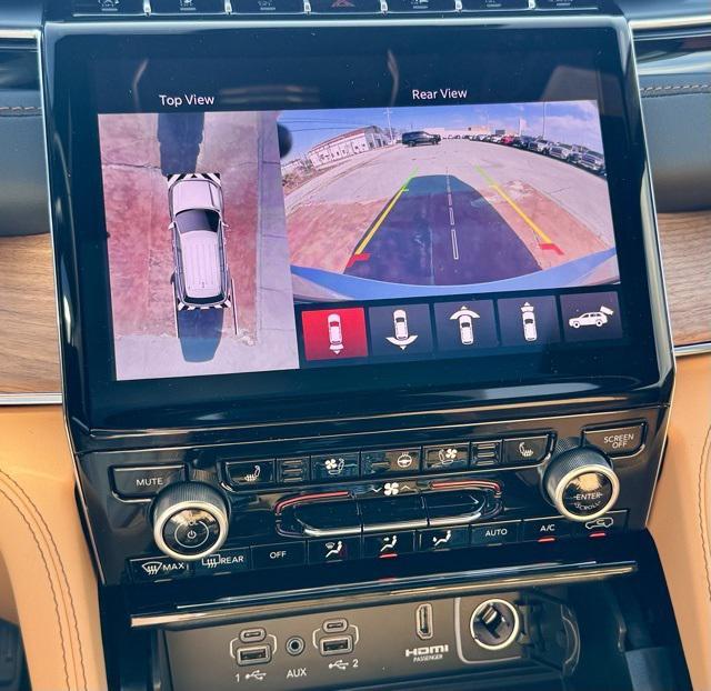 new 2025 Jeep Grand Cherokee L car