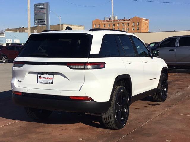 new 2025 Jeep Grand Cherokee car, priced at $41,080