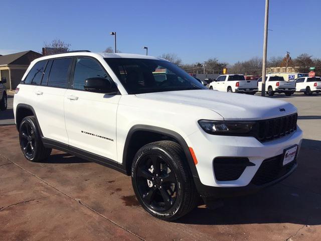 new 2025 Jeep Grand Cherokee car, priced at $41,080