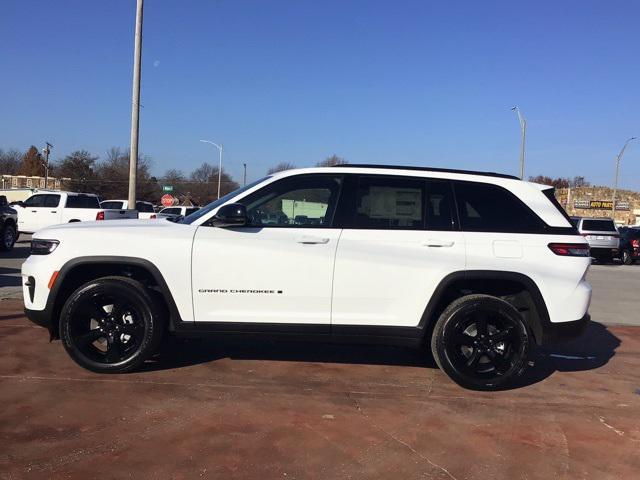 new 2025 Jeep Grand Cherokee car, priced at $41,080