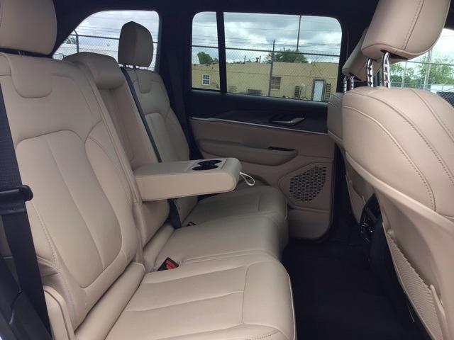 used 2024 Jeep Grand Cherokee car, priced at $39,000