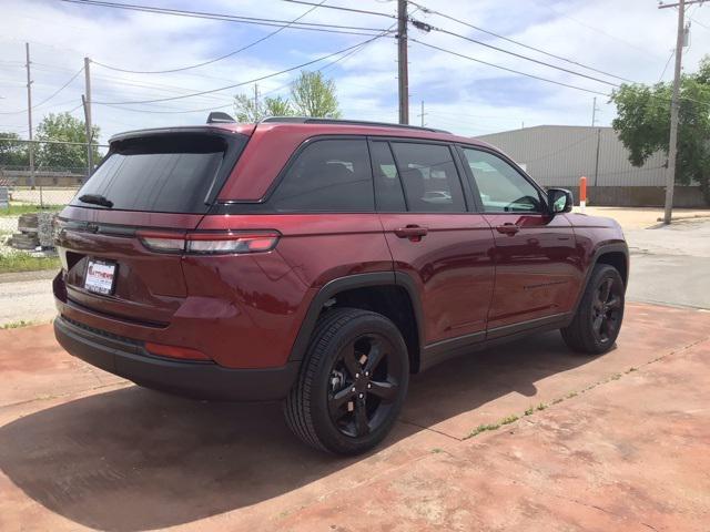 new 2025 Jeep Grand Cherokee car, priced at $46,375