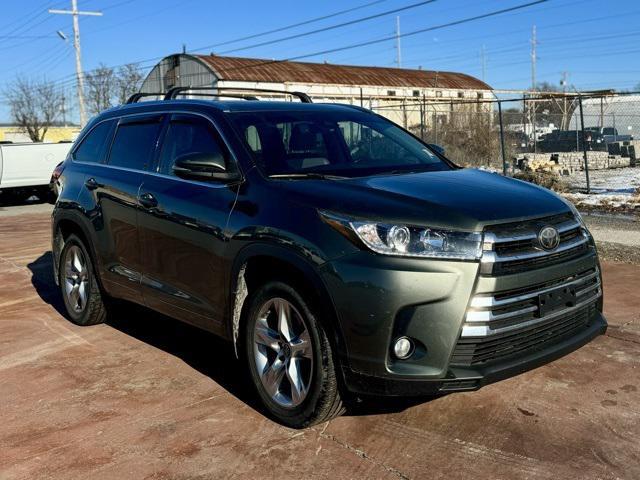 used 2018 Toyota Highlander car, priced at $23,000