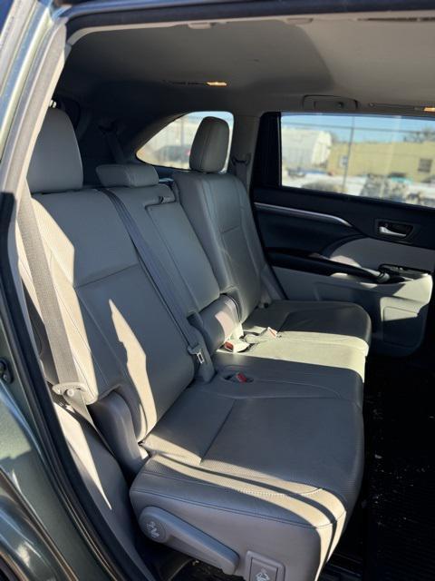 used 2018 Toyota Highlander car, priced at $23,000