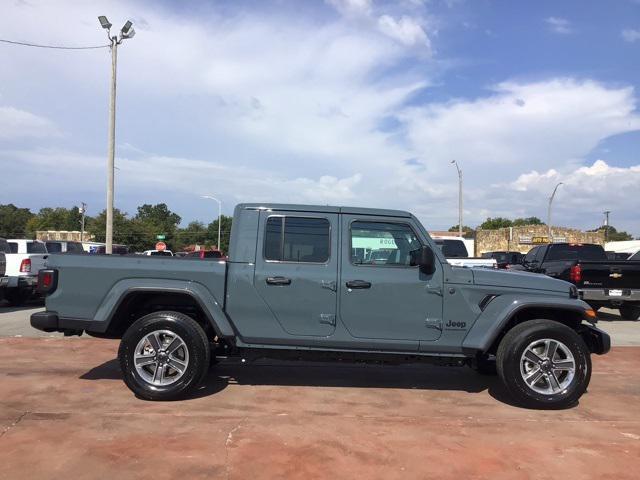 new 2024 Jeep Gladiator car, priced at $53,985