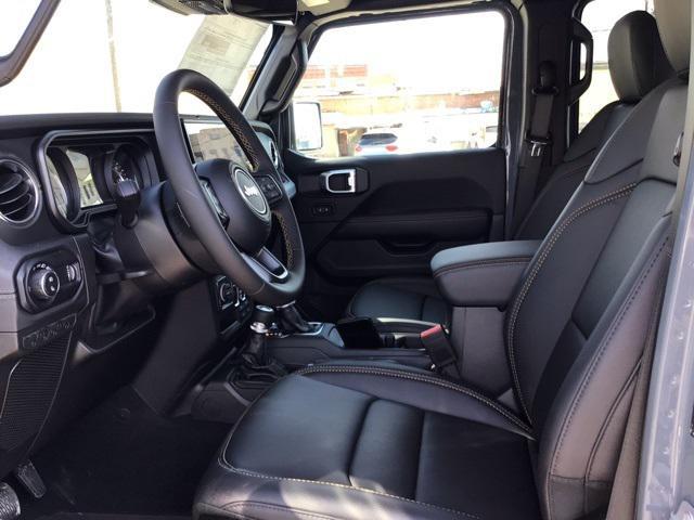 new 2024 Jeep Gladiator car, priced at $53,985