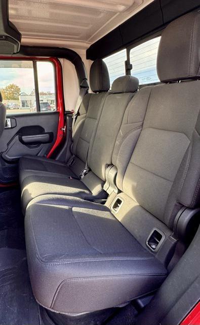 used 2022 Jeep Gladiator car, priced at $37,000