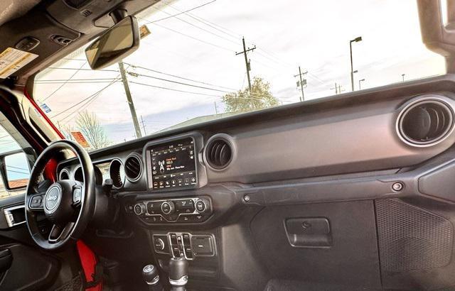 used 2022 Jeep Gladiator car, priced at $37,000