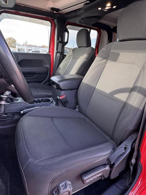 used 2022 Jeep Gladiator car, priced at $37,000