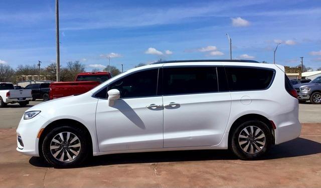 used 2021 Chrysler Pacifica car, priced at $21,900