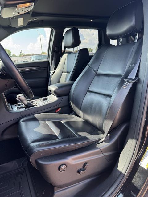 used 2020 Jeep Grand Cherokee car, priced at $26,000