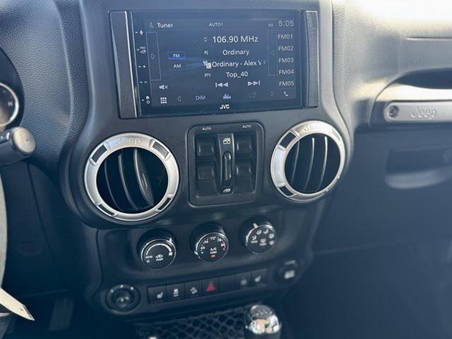 used 2014 Jeep Wrangler Unlimited car, priced at $17,000