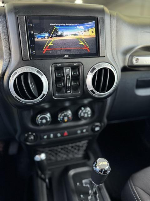 used 2014 Jeep Wrangler Unlimited car, priced at $17,000