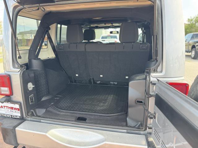 used 2014 Jeep Wrangler Unlimited car, priced at $17,000
