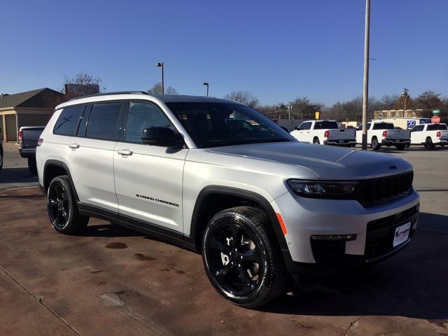 new 2025 Jeep Grand Cherokee L car, priced at $48,975