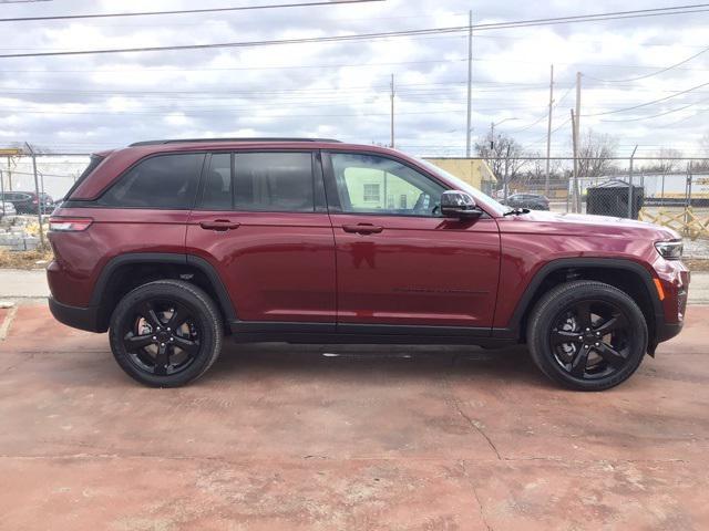 new 2025 Jeep Grand Cherokee car, priced at $41,859