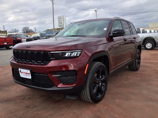 new 2025 Jeep Grand Cherokee car, priced at $41,859