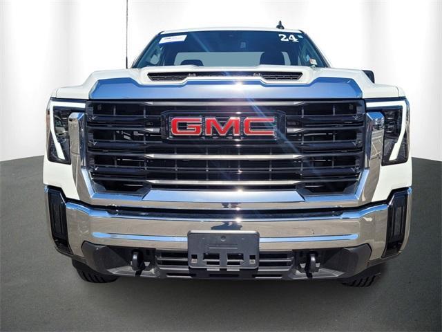 used 2024 GMC Sierra 2500 car, priced at $45,500