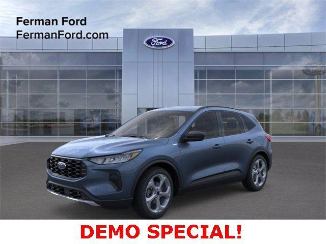 new 2025 Ford Escape car, priced at $27,995