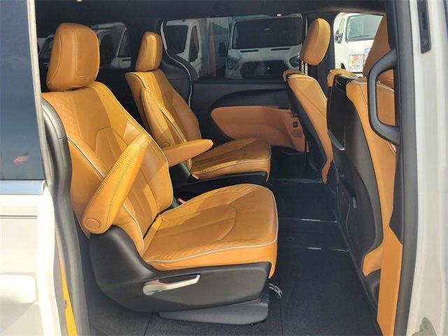 used 2022 Chrysler Pacifica car, priced at $37,500