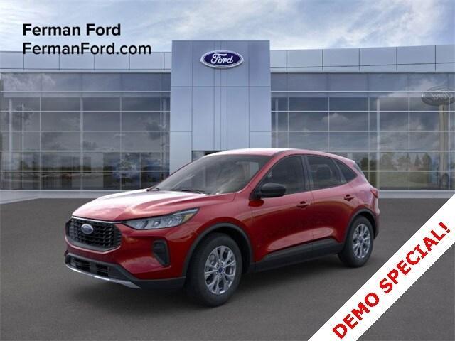 new 2025 Ford Escape car, priced at $25,995