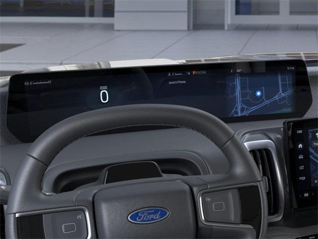 new 2025 Ford Expedition car, priced at $79,235