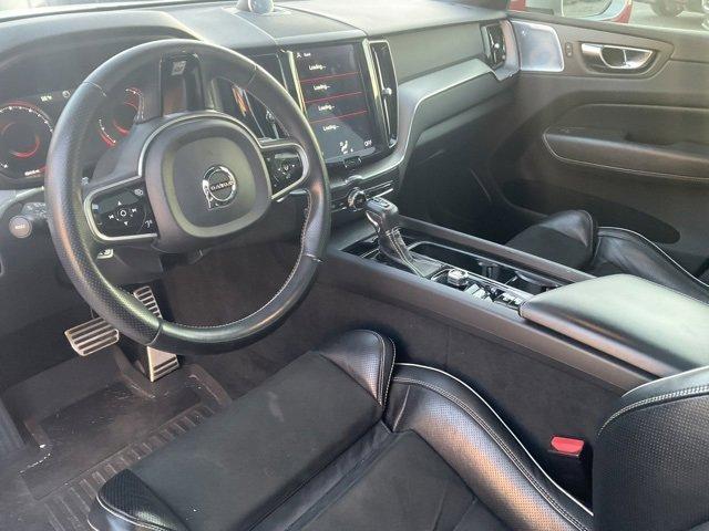 used 2018 Volvo XC60 car