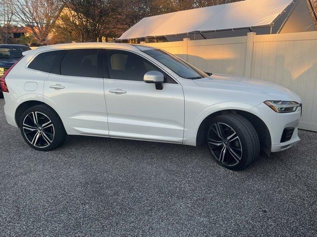 used 2018 Volvo XC60 car